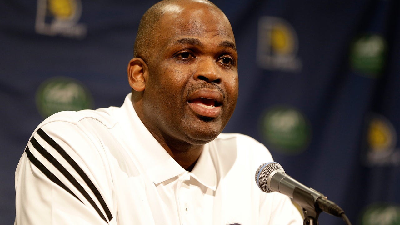 McMillan says he'll keep Burke, Jones on Pacers staff